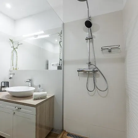 New Spacious With View * كَشّا