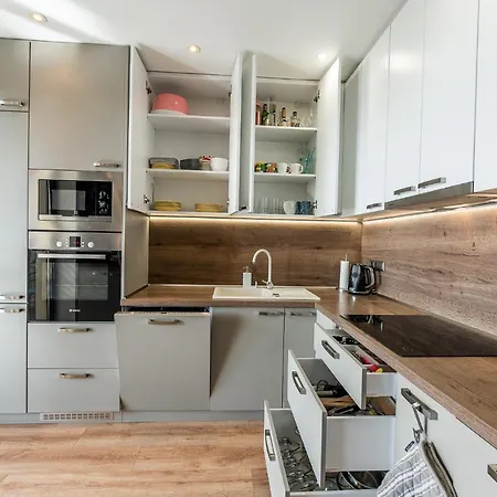 New Spacious With View كَشّا