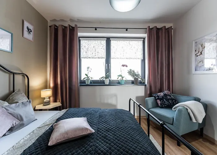 New Spacious With View 아파트