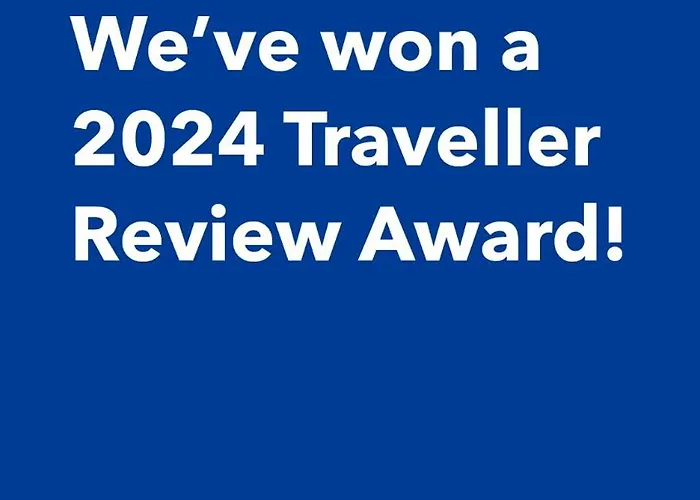 דירה New Spacious With View קושיצה